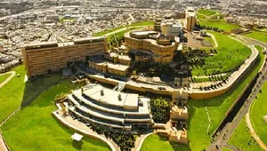 سردرب دانشگاه شیراز